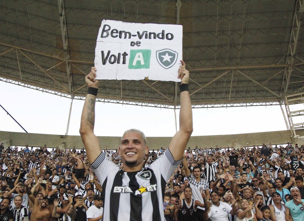 Rafael Navarro foi o principal jogador da campanha do título do Botafogo - André Durão/ge