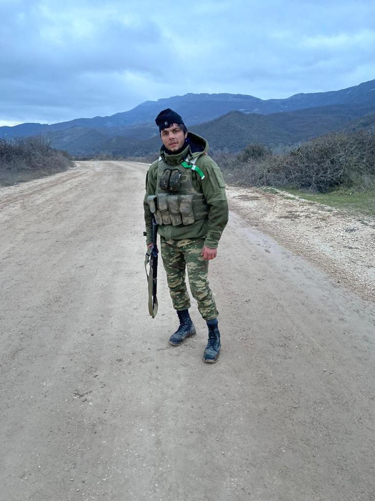 Tofiq Musayev em uma das estradas da região - Arquivo Pessoal