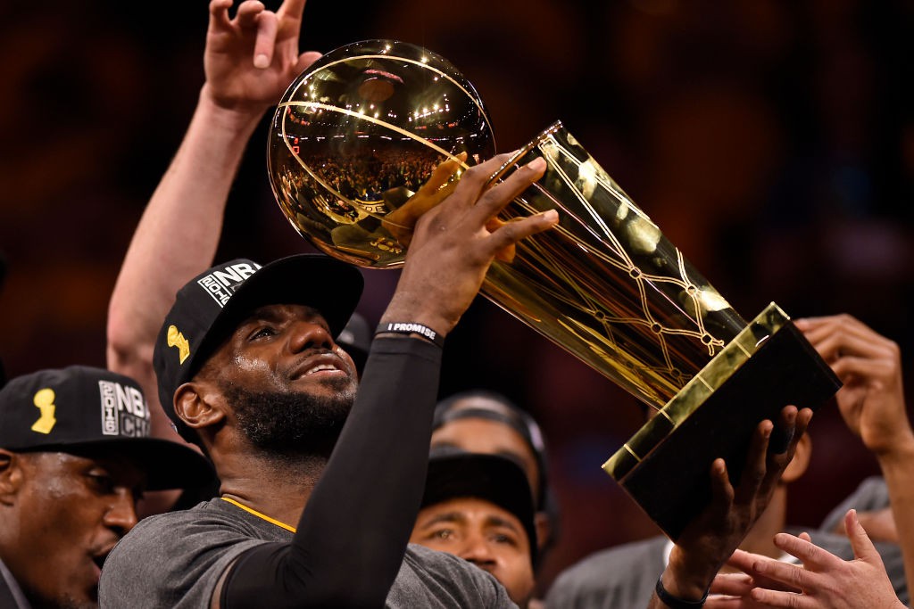 LeBron James campeão pelo Cleveland Cavaliers - MediaNews Group/Bay Area News via Getty Images