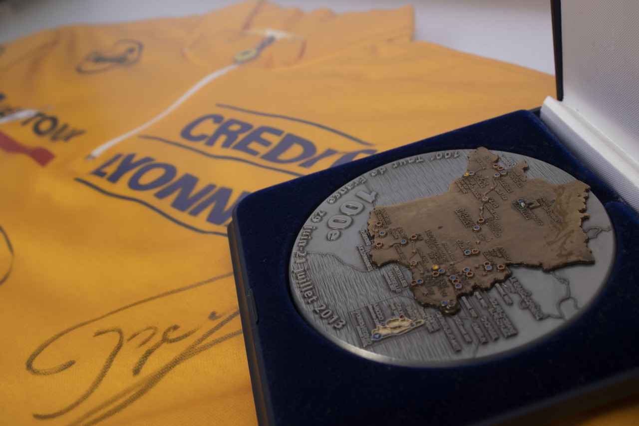 Medalha comemorativa das 100 edições do Tour de France - Arquivo pessoal