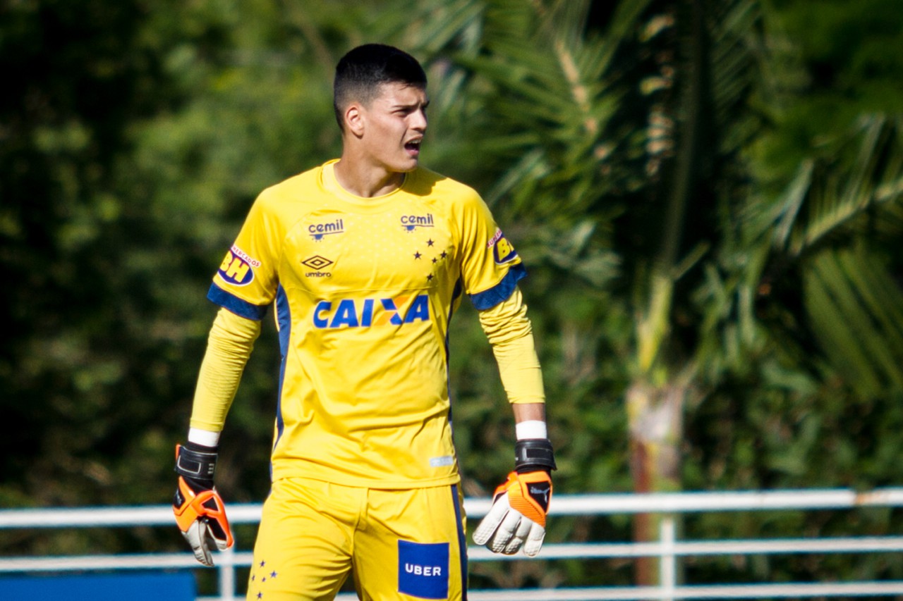 Gabriel Brazão em ação pelo Cruzeiro - Gustavo Aleixo