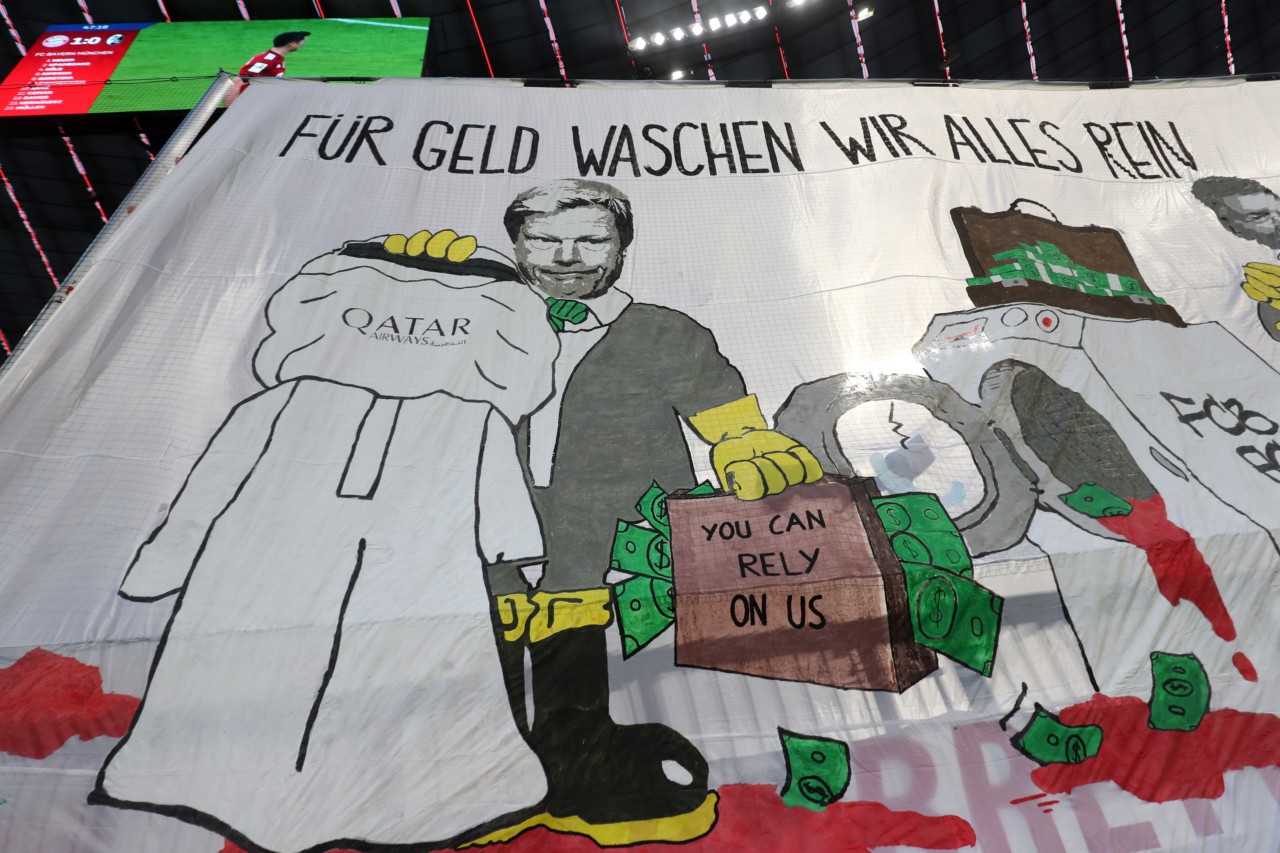 Protesto de torcedores do Bayern de Munique contra patrocínio da Qatar Airways - Getty Images