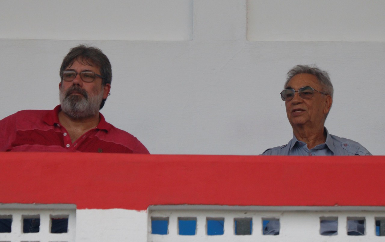 Sidney Santana, presidente do America, e Léo Almada, presidente do Alto Conselho do clube - Marcio Menezes / America Rio
