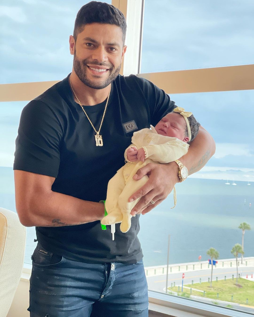 Hulk com a filha Zaya - Divulgação/Instagram 