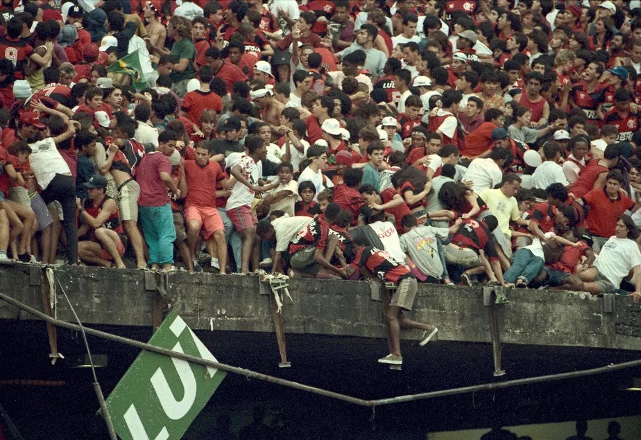Superlotação contribuiu para a tragédia em 92 - Acervo O Globo