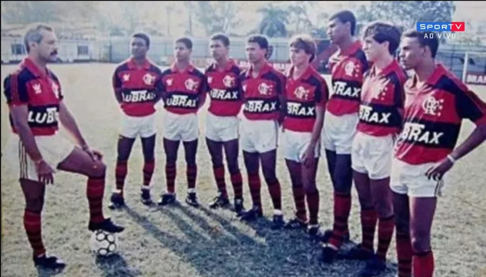 Junior com a garotada do Flamengo em 92 - Reprodução