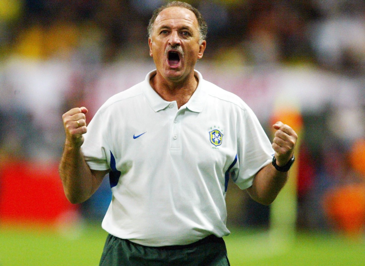 Atual técnico do Athletico, Luiz Felipe Scolari foi campeão do mundo em 2002 com a Seleção -  Gunnar Berning/Bongarts/Getty Images