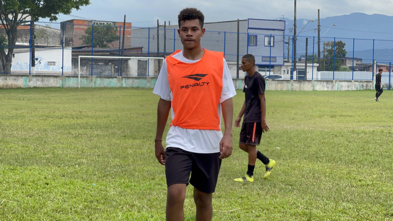 Matheus Ribeiro em peneira de clube da quarta divisão paulista - Thiago Ferri