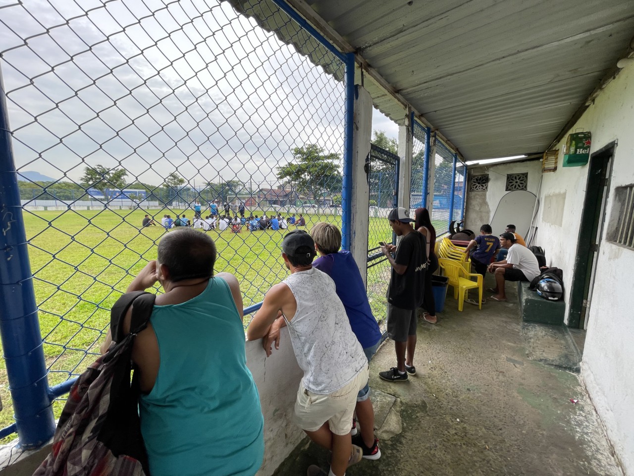 Amigos e familiares formaram público no Palmeirinhas: a peneira foi concorrida - Thiago Ferri