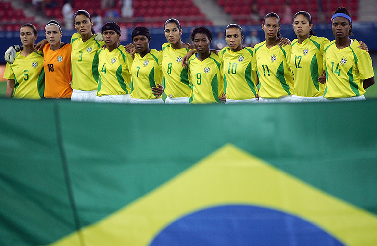 Conheça a história da seleção brasileira de futebol feminino na