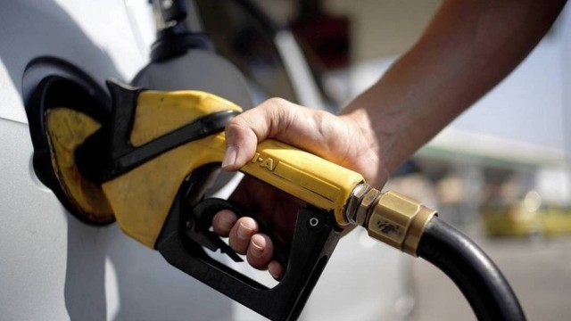 A gasolina custará em julho R$ 6,24, na média, no Rio