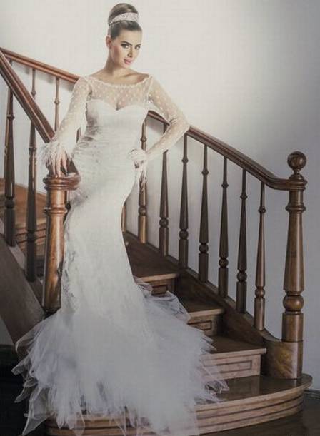 Rayanne Morais posa vestida de noiva