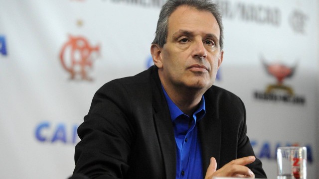 Vice de marketing do Flamengo, Luiz Eduardo Baptista, pede paciência aos sócios-torcedores