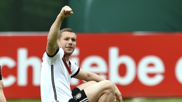 Podolski foi o destaque contra a Armênia