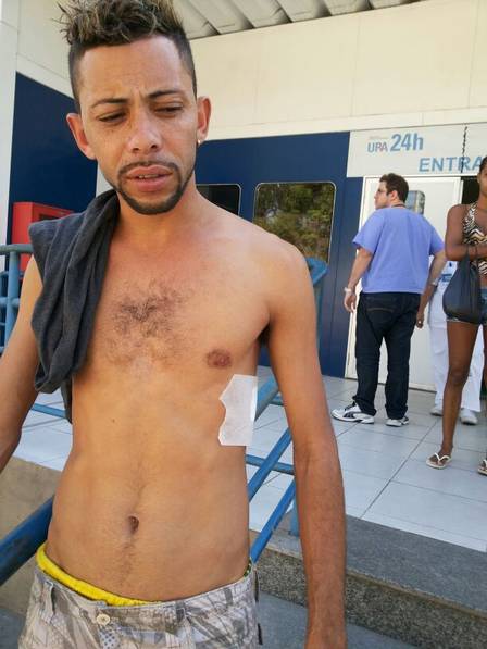 Claudio Renato da Silva, de 30 anos, foi atingido na costela enquanto curtia folga
