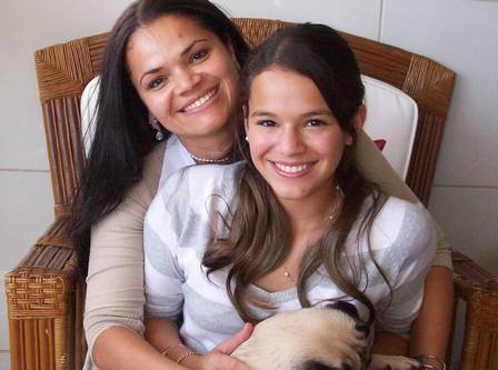 Bruna Marquezine e a mãe, Neide
