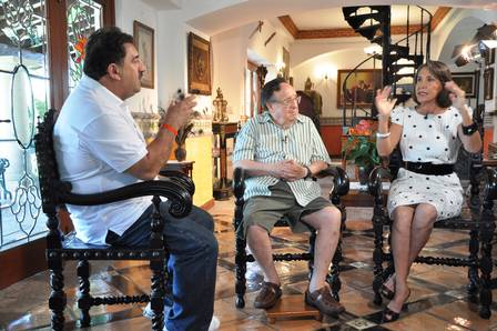 Bolaños e Florinda Meza em entrevista ao ‘Programa do Ratinho’
