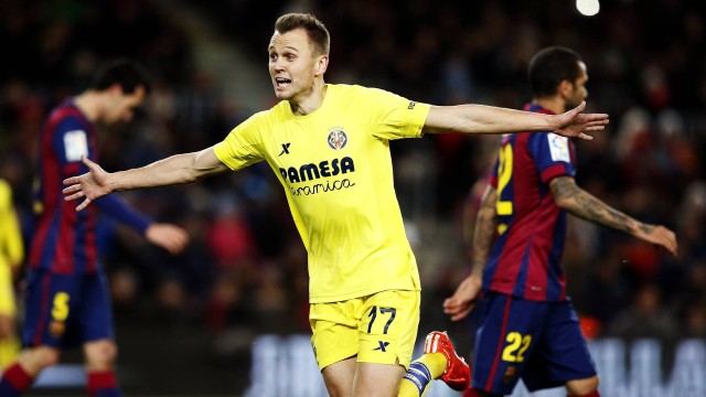 O meia-atacante Denis Cheryshev marcou o único gol do Villarreal diante do Barcelona