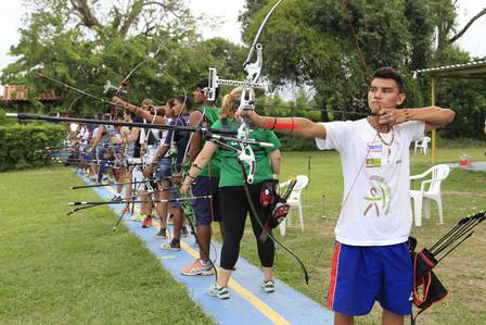 O arqueiro indígena Dream Braga da Silva conquistou uma vaga na seleção de tiro com arco com menos de um ano praticando o esporte