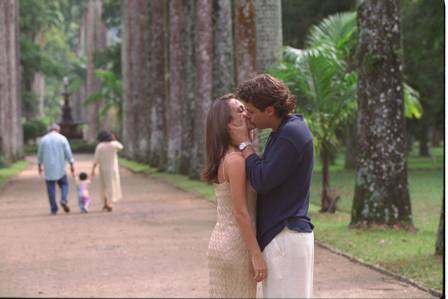 Gabriela Duarte e Fábio Assunção emocionaram no final de “Por amor”, no Jardim Botânico