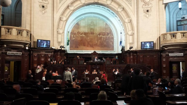 CI Rio de Janeiro (RJ) - Deputados votam no plenário da Alerj