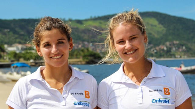 Martine Grael e Kahena Kunze conquistaram a medalha de prata na classe 49er FX na segunda edição da Copa do Mundo