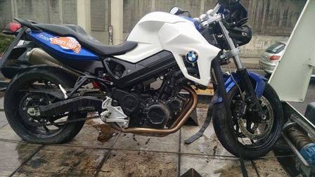 A segunda moto roubada foi recuperada nesta sexta-feira