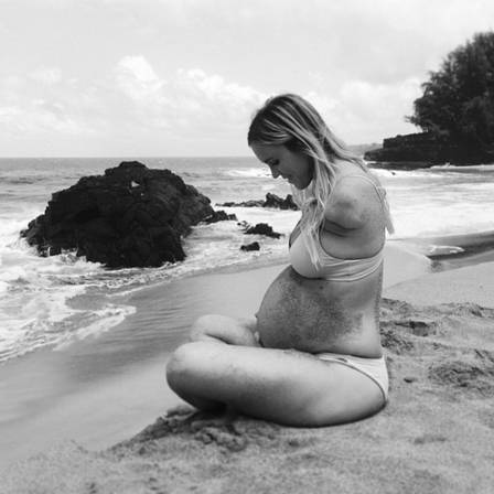 A surfista durante a gravidez de Tobias