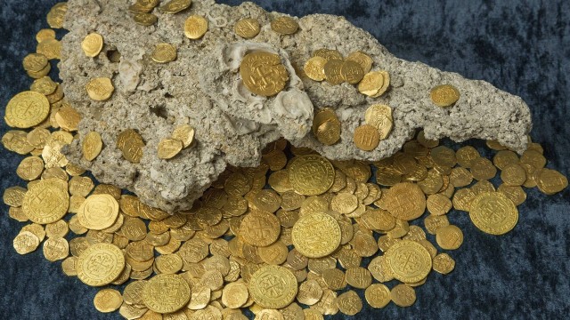 As moedas de ouro foram encontradas na costa do estado norte-americano da Flórida