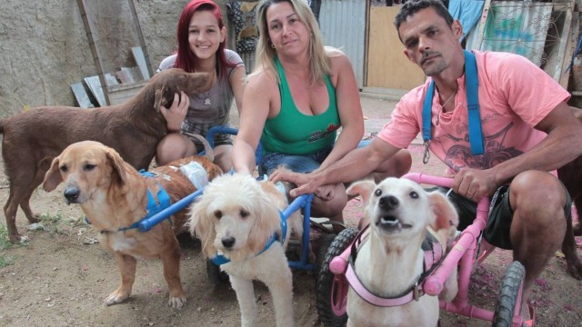 Jenifer, Andreia e Marco: família apoia e também é apaixonada por animais