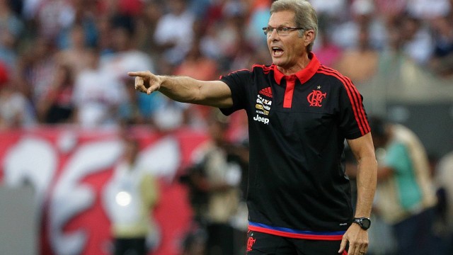 Oswaldo de Oliveira: bom começo no Flamengo