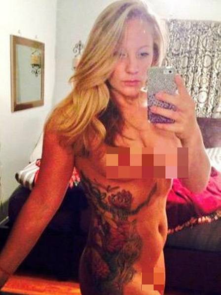 Mulher tinha fotos eróticas divulgadas em redes sociais