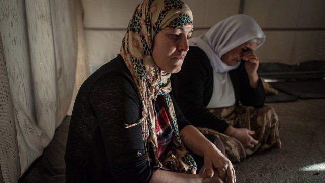 Meses de horror. Sahira foi forçada a casar com soldado do Estado Islâmico e ficou em cativeiro com três filhos: fuga custou US$ 10 mil