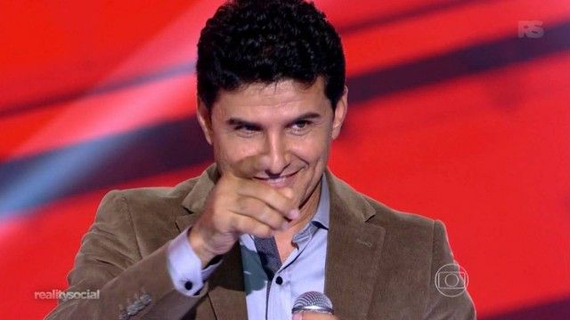 Del Feliz surpreendeu Carlinhos Brown no “The voice Brasil”