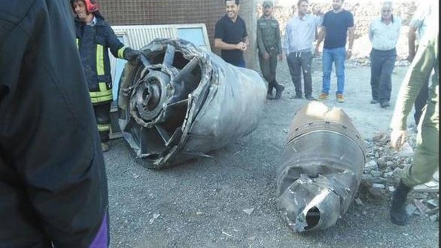 Turbina de avião iraniano caiu em subúrbio de Terrã nesta quinta-feira, mas não houve feridos