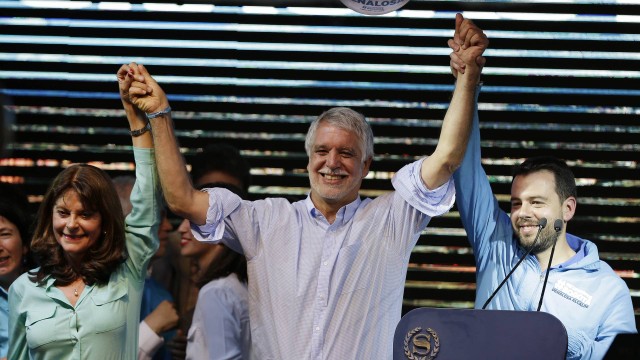 Enrique Peñalosa é eleito novo prefeito de Bogotá