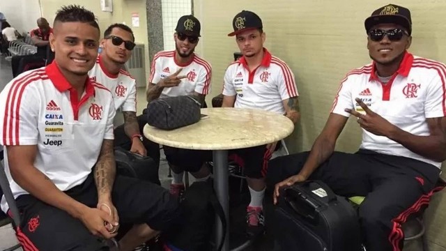 Os cinco jogadores afastados do Flamengo após participação em festa