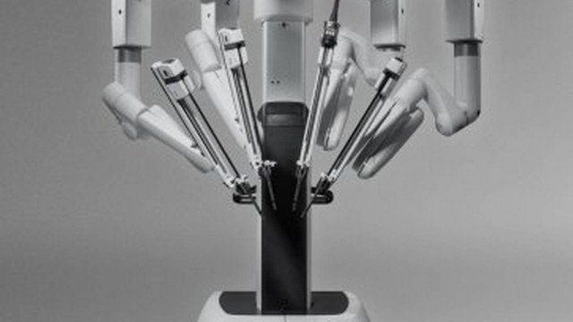 O robô usado na cirurgia