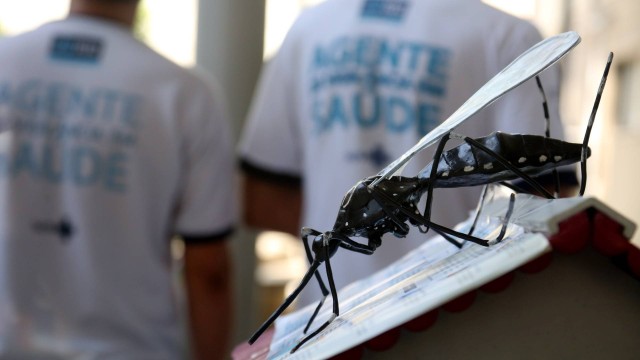 Secretaria Municipal de Saúde faz panfletagem e mutirão na Zona Portuária no Dia D contra a Aedes aegypti