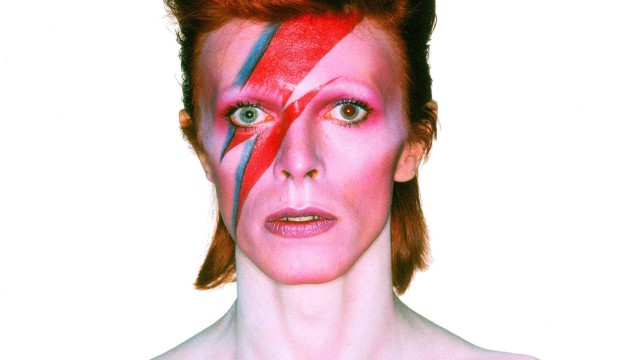 Bowie na capa do álbum “Aladdin Sane”