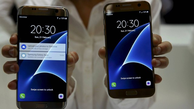 O Samsung S7 e S7 edge são apresentados no Mobile World Congress em Barcelona