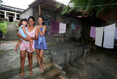 As três Marias: Maria Angélica (a mãe), Maria Júlia, de 16 anos, e Laura Maria, de 2 anos