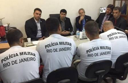 Deputados que integram a CPI dos Autos de Resistência ouvem os policiais que atiraram no carro que estavam os cinco jovens em Costa Barros