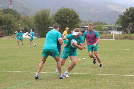 Time masculino de rugby da Austrália treina em Mangaratiba