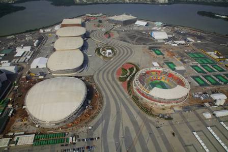 Vista do Parque Olímpico. Abaixo, o Velódromo