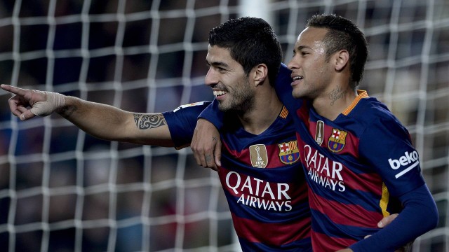 Luis Suárez e Neymar comemoram gol do Barcelona contra o Athletic de Bilbao