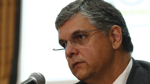 Secretário de Fazenda, Gustavo Barbosa, reconhece momento crítico da economia do Estado