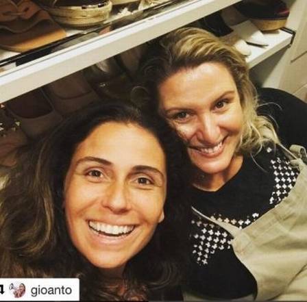 Giovanna Antonelli ficou feliz com o armário organizado e postou a foto no Instagram