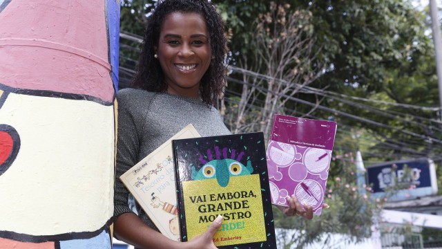 Tatiane Rosário concluiu Pedagogia na Uerj e é professora