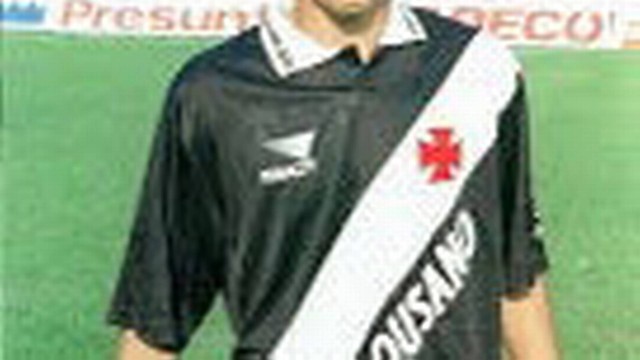 A estreia de Juninho contra o Santos, em 1995